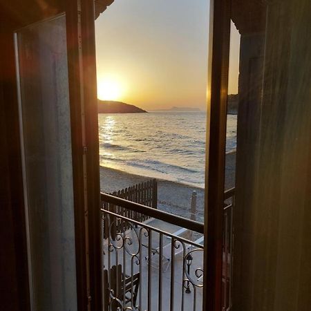 Volakas Beachfront Suites 레팀노 외부 사진