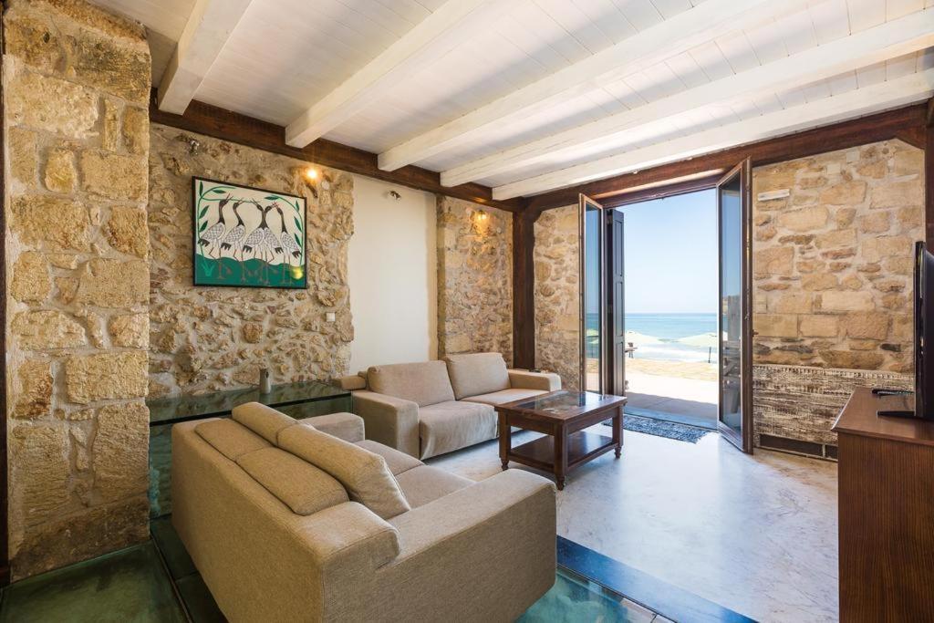 Volakas Beachfront Suites 레팀노 외부 사진