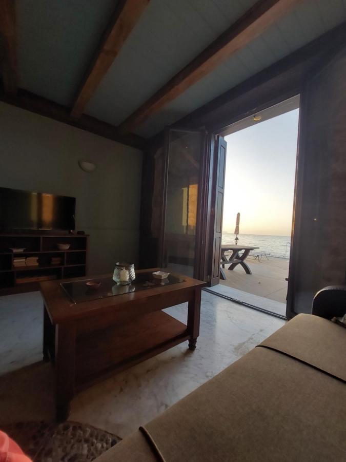 Volakas Beachfront Suites 레팀노 외부 사진
